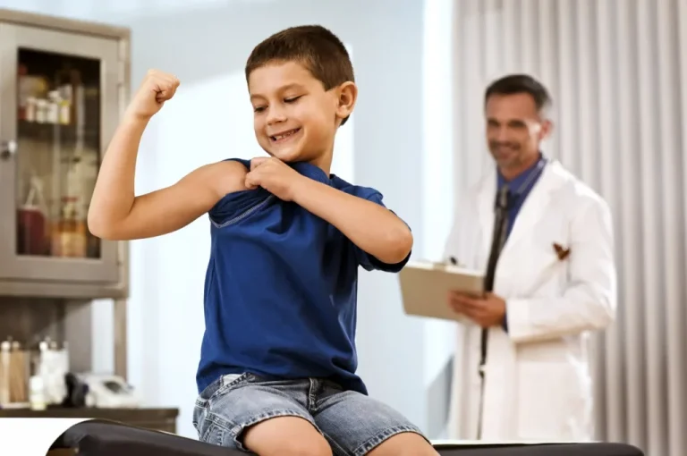 هل يعاني طفلك من هشاشة العظام أو تسوس الأسنان؟ قد يكون نقص المنغنيز هو السبب!