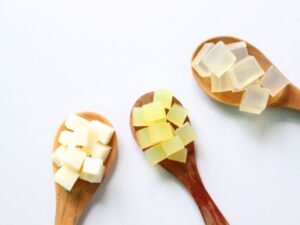 الجلسرين: فوائده واستخداماته وتأثيراته على البشرة